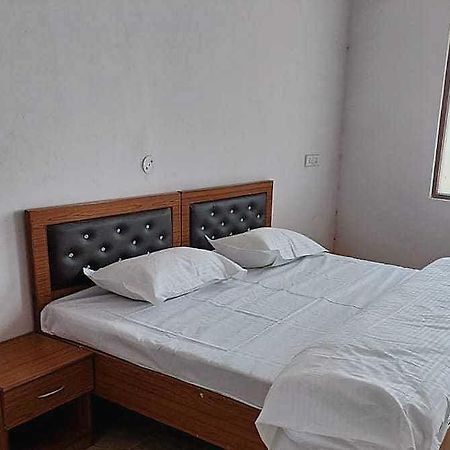 Pop New Hotel Hometown Dadri Exterior foto